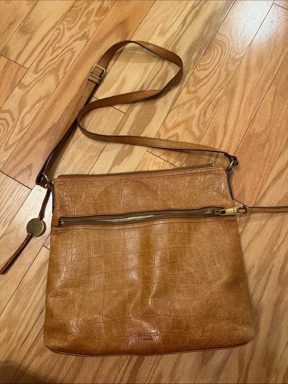 Margot | Croc-Embossed 100% Leather Crossbody